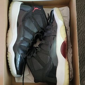 Used Air Jordan 11 Retro